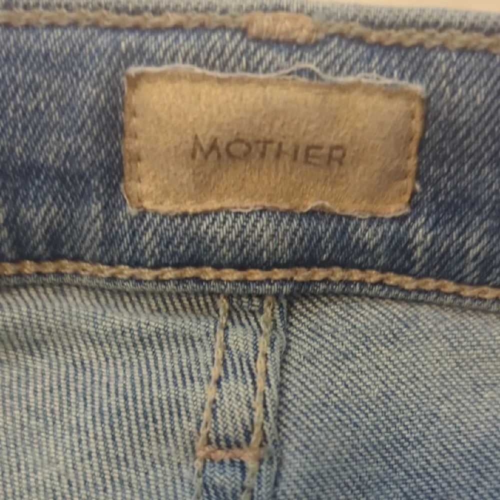 Classic Blue Women's Jeans - Picture 5 of 8